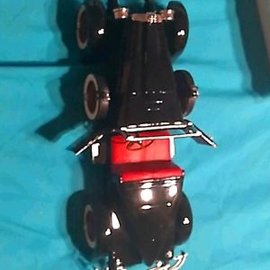 1927 Stutz Black Hawk model car